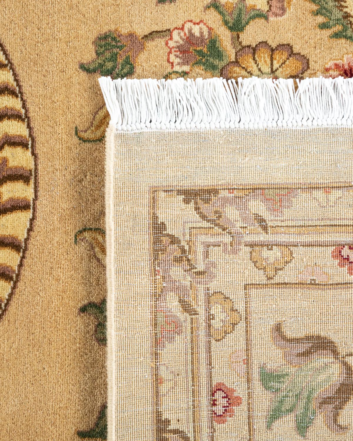 Handgeknüpfter orientalischer Mogul-Teppich in Gelb, Unikat (21. Jahrhundert und zeitgenössisch) im Angebot