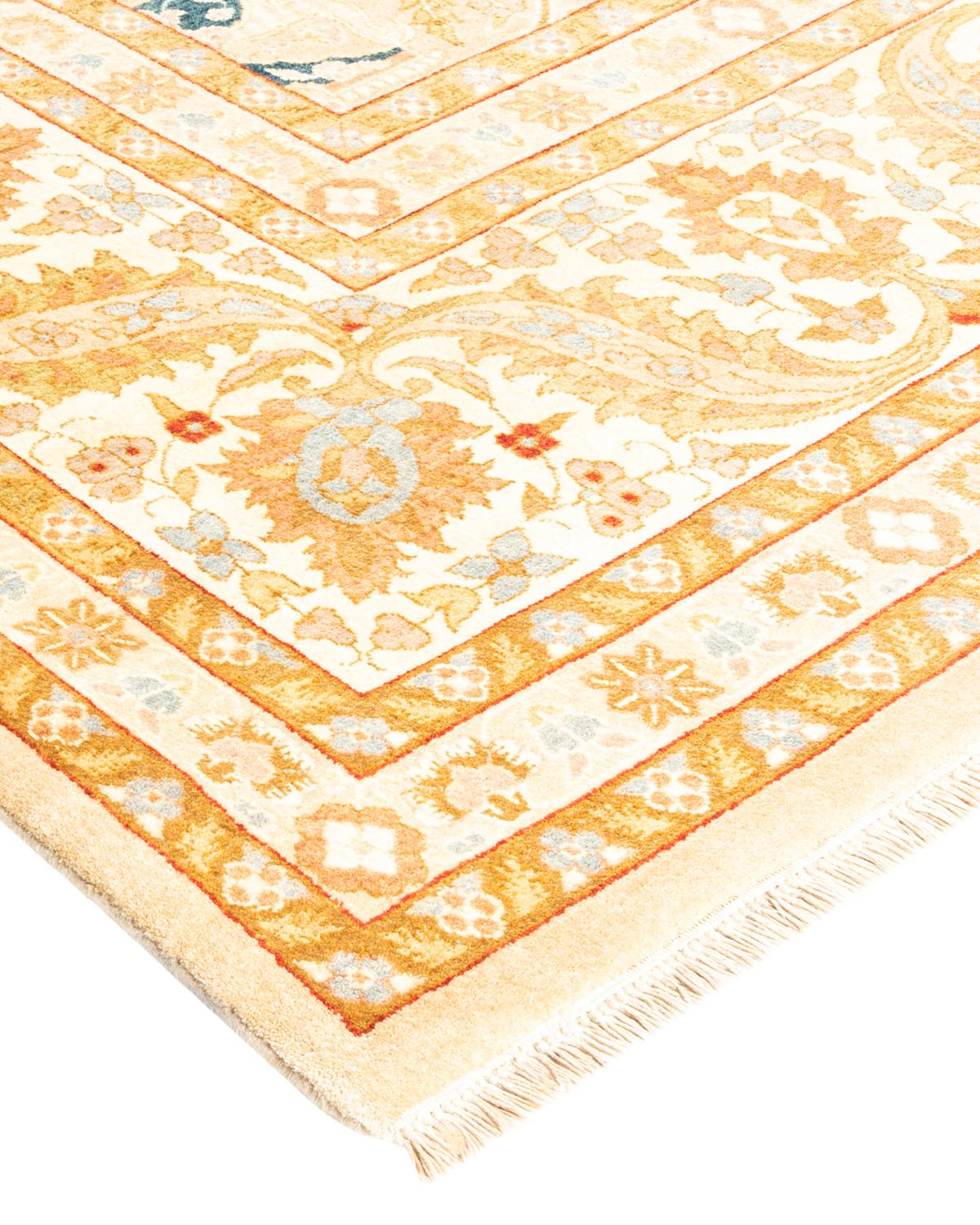 Avec leurs palettes discrètes et leurs motifs à l'envers, les tapis de la collection Mogul apporteront une sophistication intemporelle à n'importe quelle pièce. Influencés par un éventail de motifs turcs, indiens et persans, les artisans qui tissent