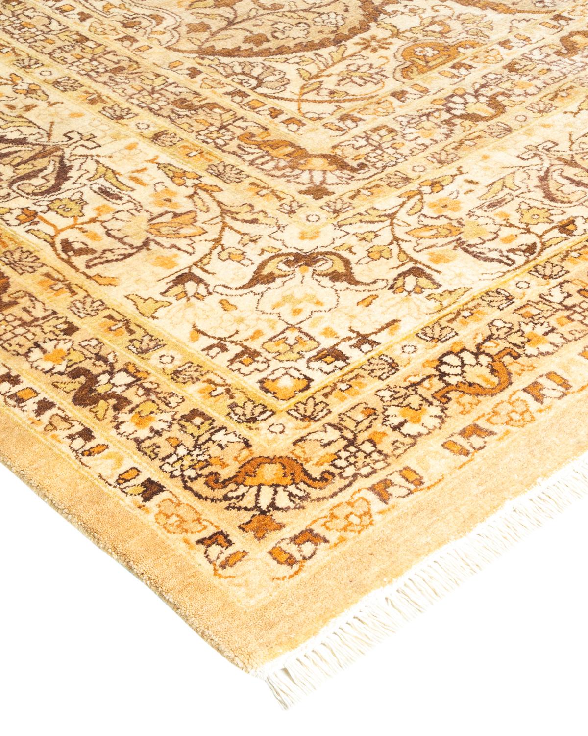 Avec leurs palettes discrètes et leurs motifs à l'envers, les tapis de la collection Mogul apporteront une sophistication intemporelle à n'importe quelle pièce. Influencés par un éventail de motifs turcs, indiens et persans, les artisans qui tissent
