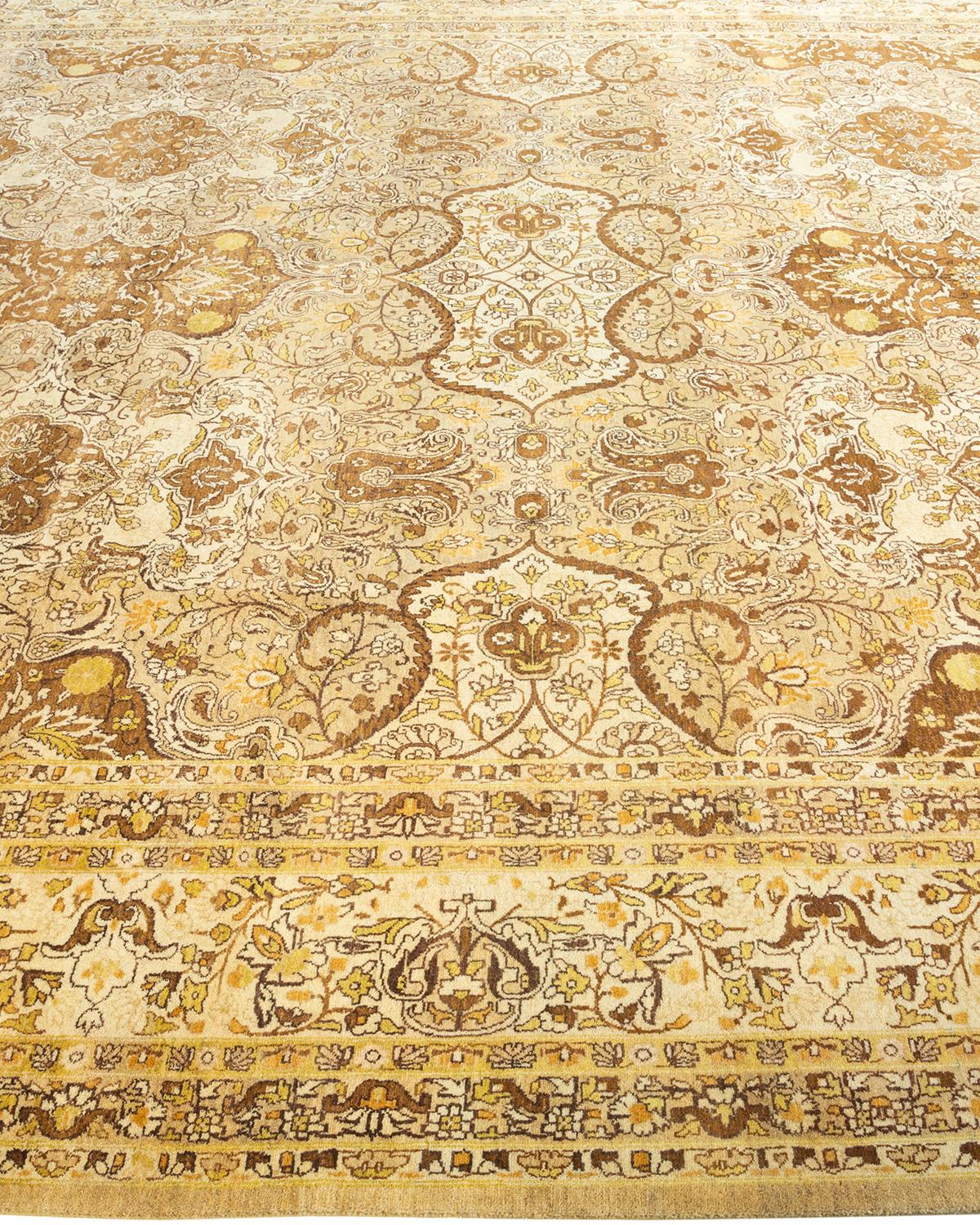 Tapis unique Oriental Mogul jaune noué à la main, unique en son genre Neuf - En vente à Norwalk, CT