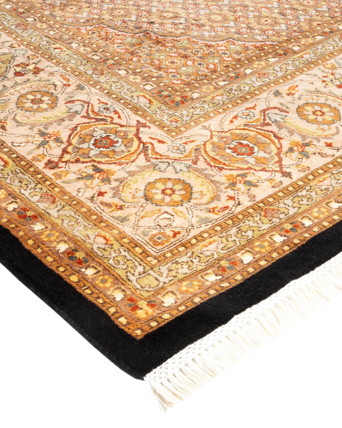 Las alfombras de la colección Mogul, con sus colores discretos y sus diseños en toda la superficie, aportarán una sofisticación atemporal a cualquier habitación. Influenciadas por un espectro de diseños turcos, indios y persas, los artesanos que