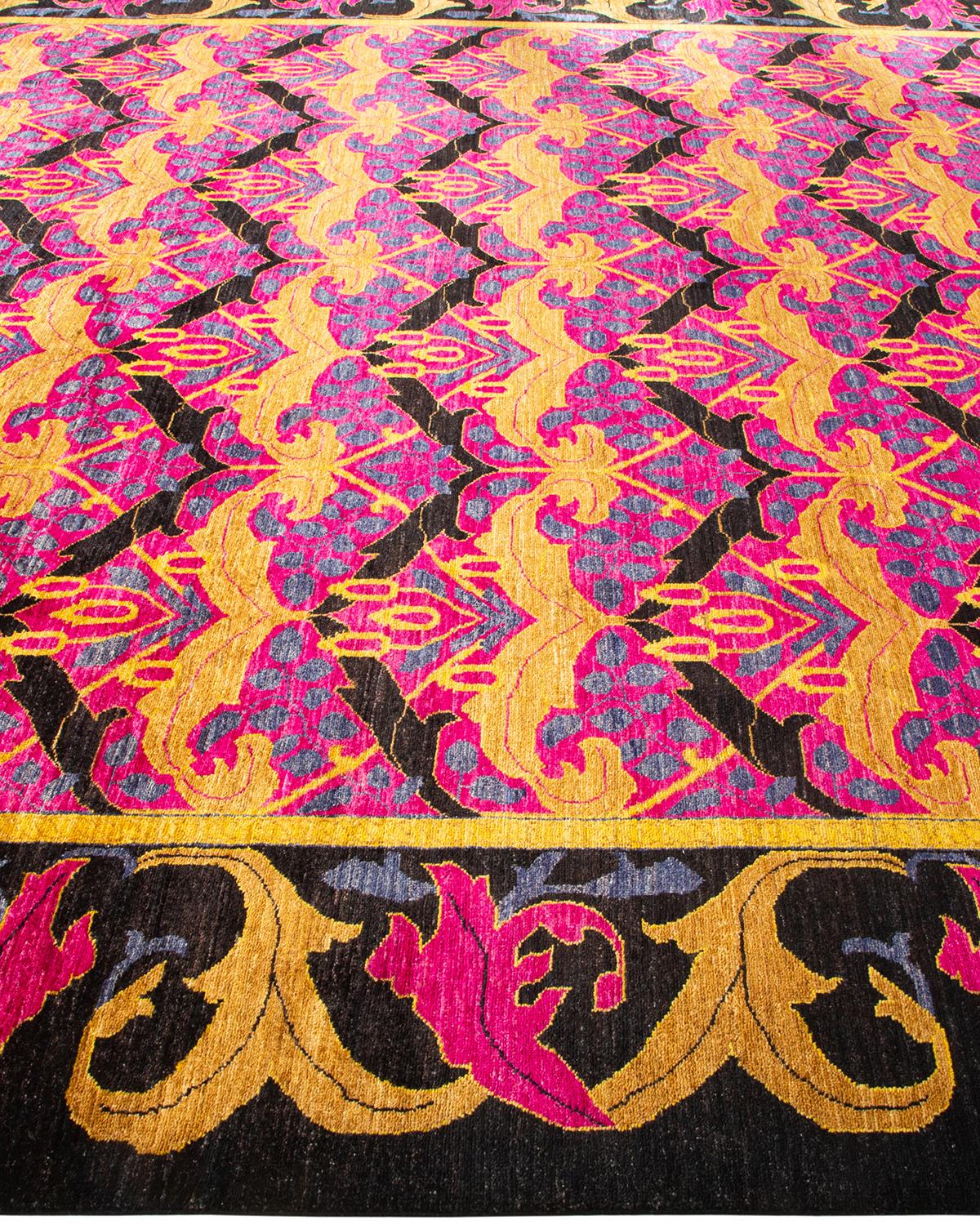 Tappeto a strisce a mano unico nel suo genere, di colore nero, realizzato in stile Arts & Crafts In condizioni Nuovo in vendita a Norwalk, CT