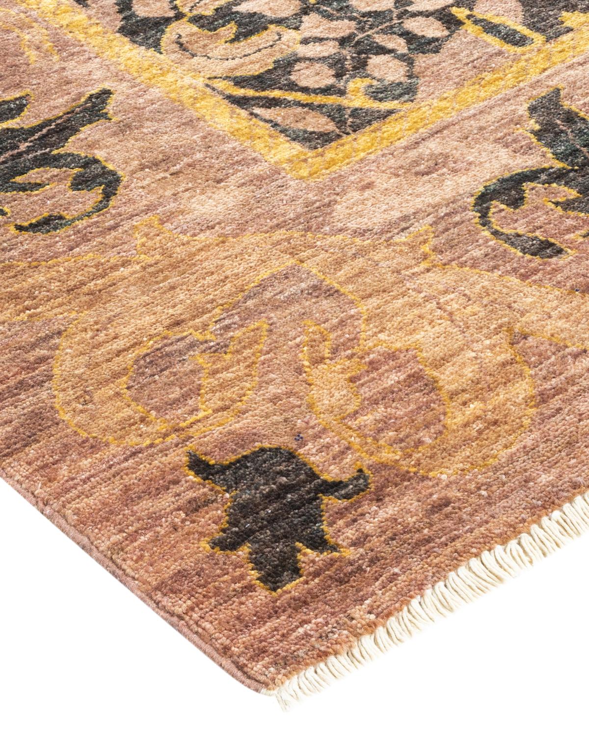 With simple, bold, yet informal designs and a broad palette of colors that ranges from earthy hues to brilliant gems, the rugs in the Arts & Crafts collection infuse a room with a sense of sophisticated rebellion. Nature-inspired motifs are the