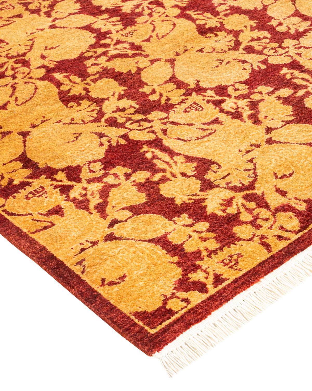 Die Teppiche der Mogul-Kollektion bringen mit ihren zurückhaltenden Farben und Allover-Mustern zeitlose Eleganz in jeden Raum. Beeinflusst von einem Spektrum türkischer, indischer und persischer Designs, lassen die Kunsthandwerker, die diese