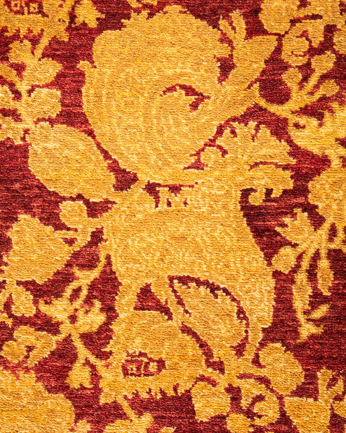 Pakistanais Tapis unique en son genre, noué à la main, traditionnellement abstrait et rouge moghol en vente