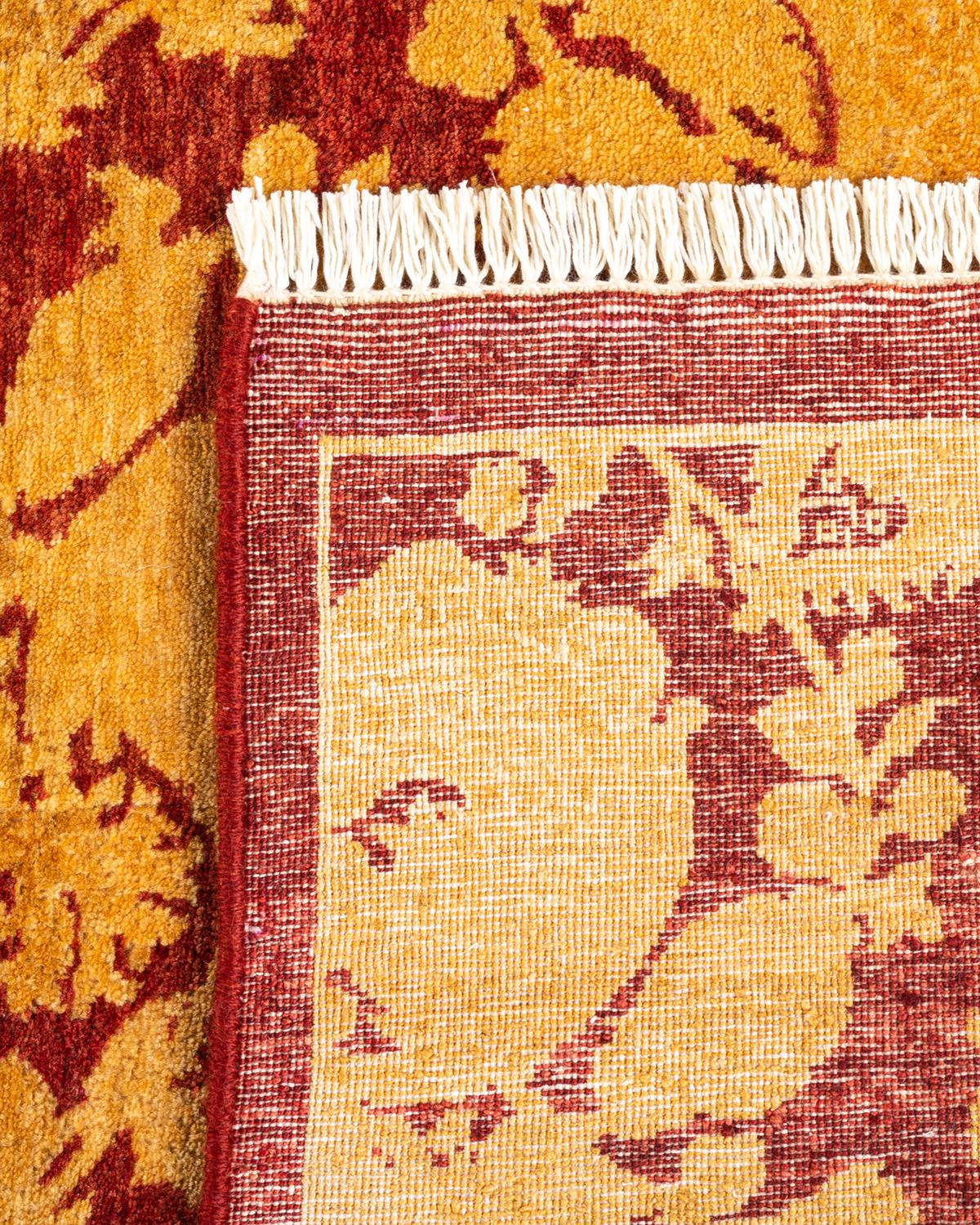XXIe siècle et contemporain Tapis unique en son genre, noué à la main, traditionnellement abstrait et rouge moghol en vente
