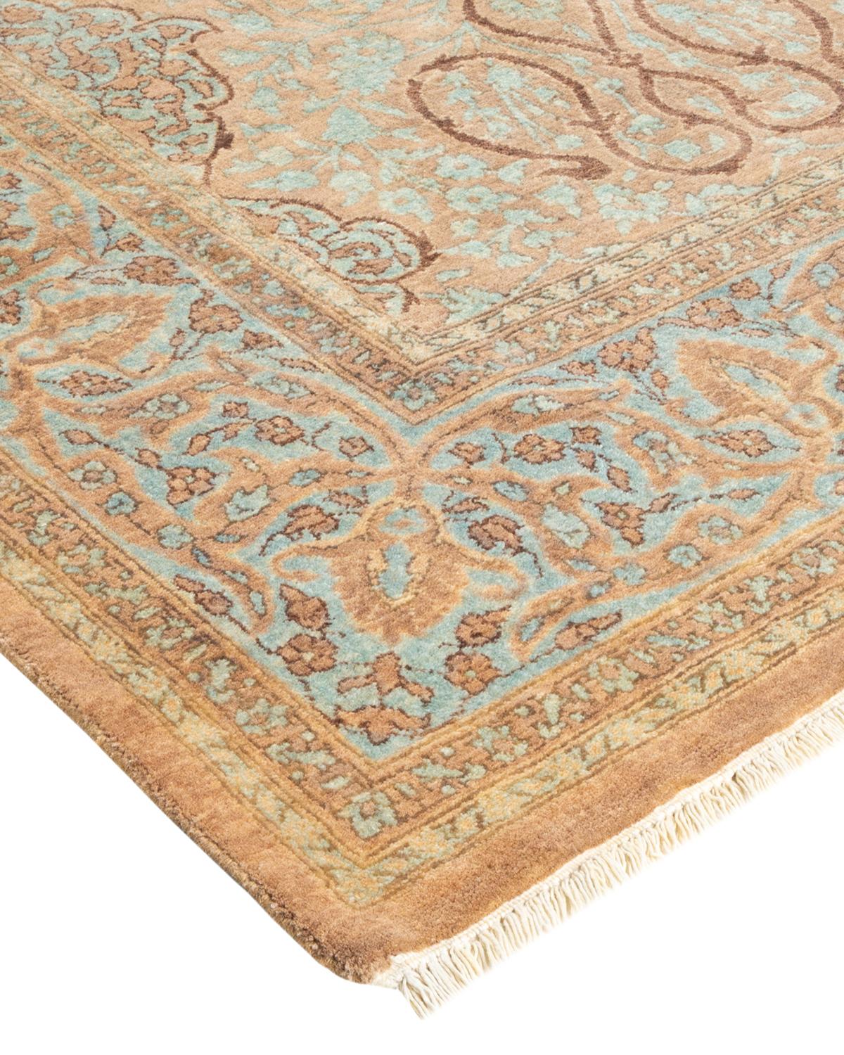 Avec leurs palettes discrètes et leurs motifs à l'envers, les tapis de la collection Mogul apporteront une sophistication intemporelle à n'importe quelle pièce. Influencés par un éventail de motifs turcs, indiens et persans, les artisans qui tissent
