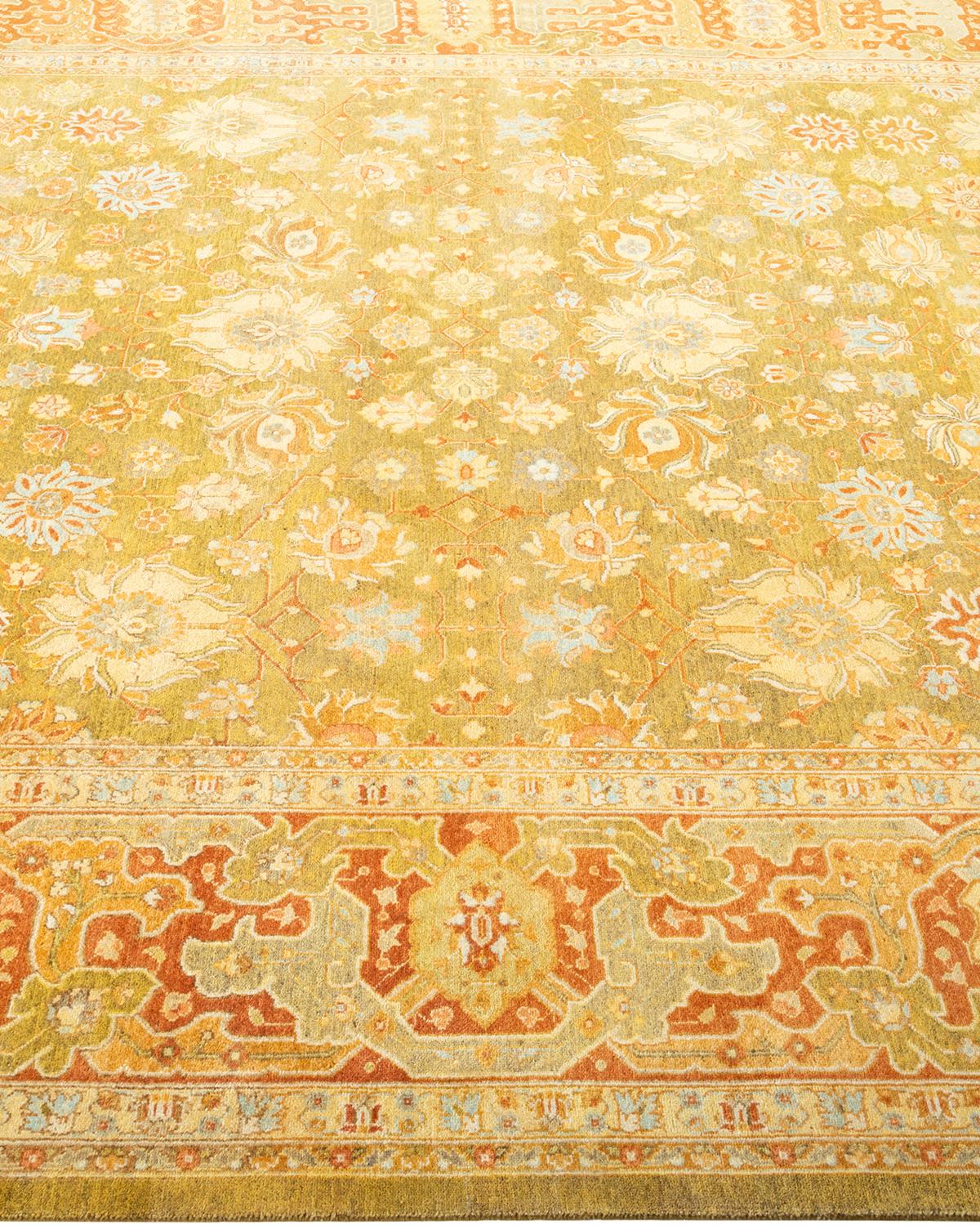 Alfombra verde Mogul Floral Tradicional Anudada a Mano Exclusiva en Nuevo estado para la venta en Norwalk, CT