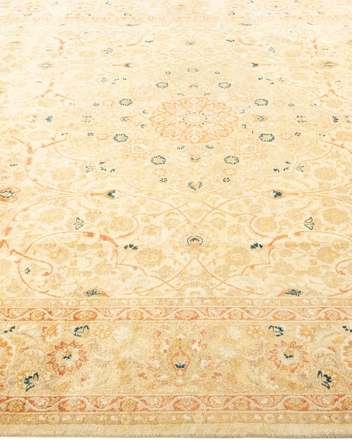 One-of-a-Kind Hand Knotted Traditional Floral Mogul Ivory Area Rug In New Condition For Sale In Norwalk, CT