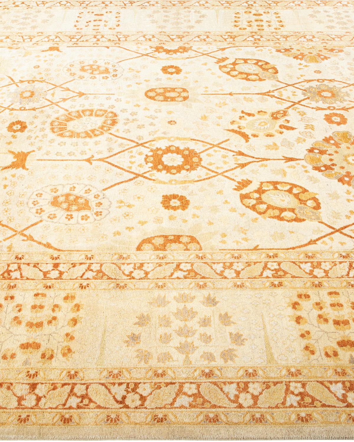 One-Of-A-Kind Hand Knotted Traditional Floral Mogul Ivory Area Rug In New Condition For Sale In Norwalk, CT