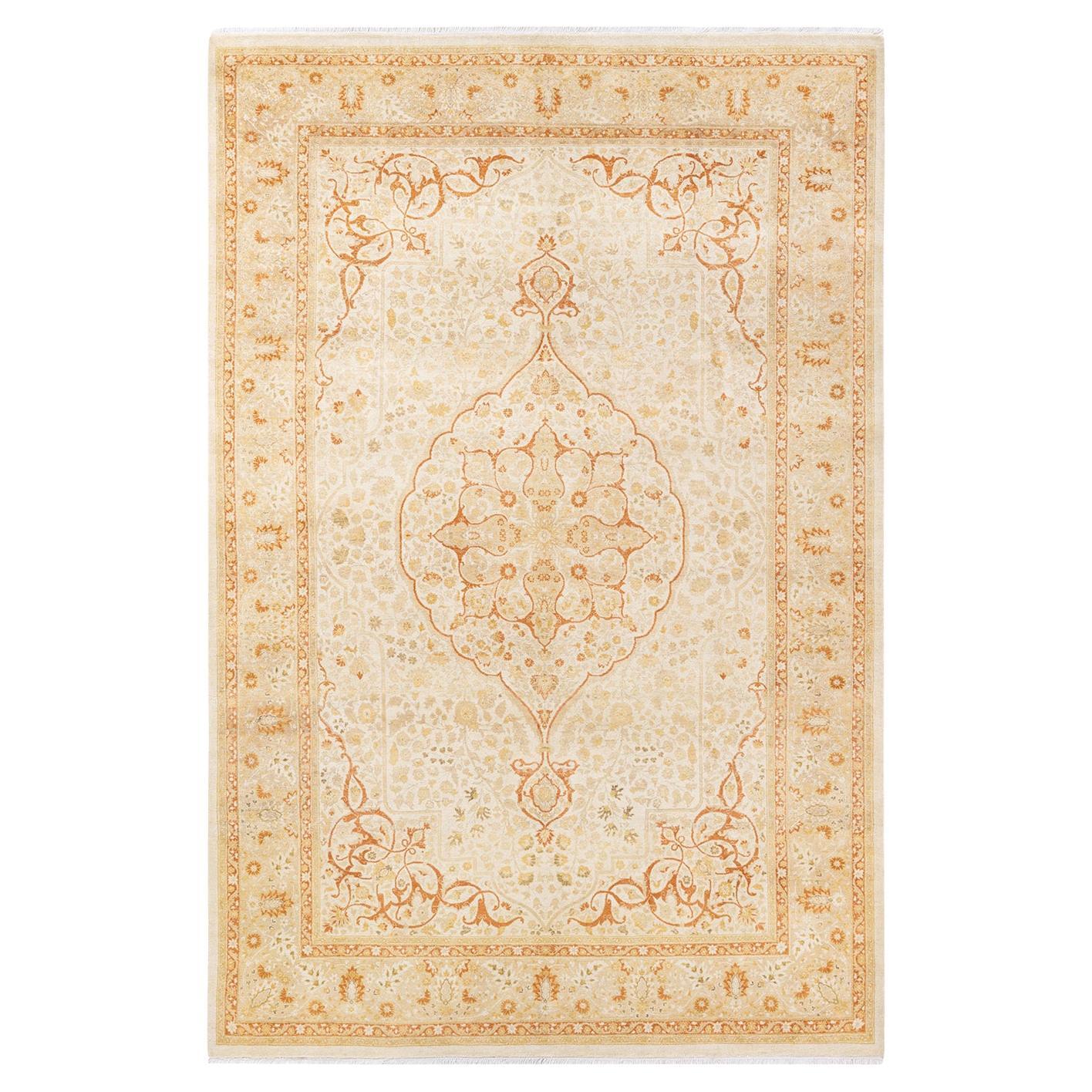 One-Of-A-Kind Hand Knotted Traditional Floral Mogul Ivory Area Rug