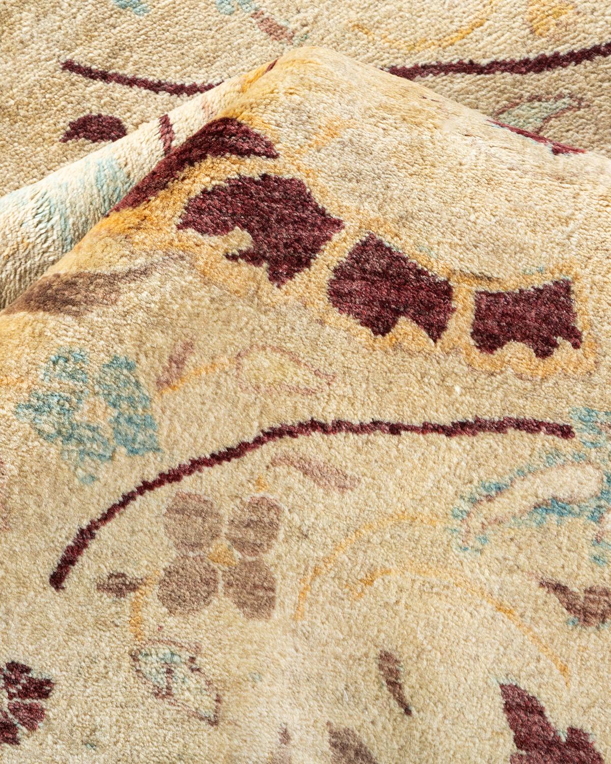 Tapis Mogul ivoire à motifs floraux noués à la main, unique en son genre, 2,69 m x 3,68 m en vente 1