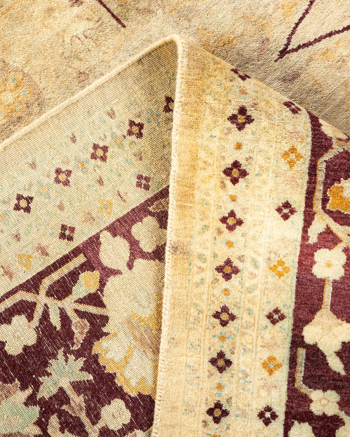 One-of-a-kind Hand Knotted Traditional Floral Mogul Ivory Area Rug For Sale 1