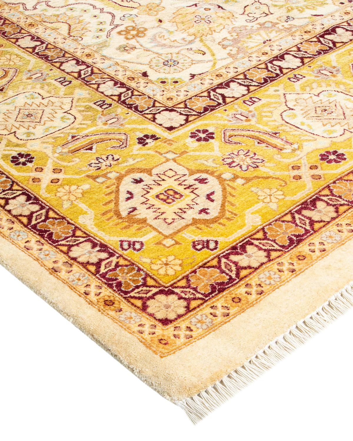 Las alfombras de la colección Mogul, con sus colores discretos y sus diseños en toda la superficie, aportarán una sofisticación atemporal a cualquier habitación. Influenciadas por un espectro de diseños turcos, indios y persas, los artesanos que