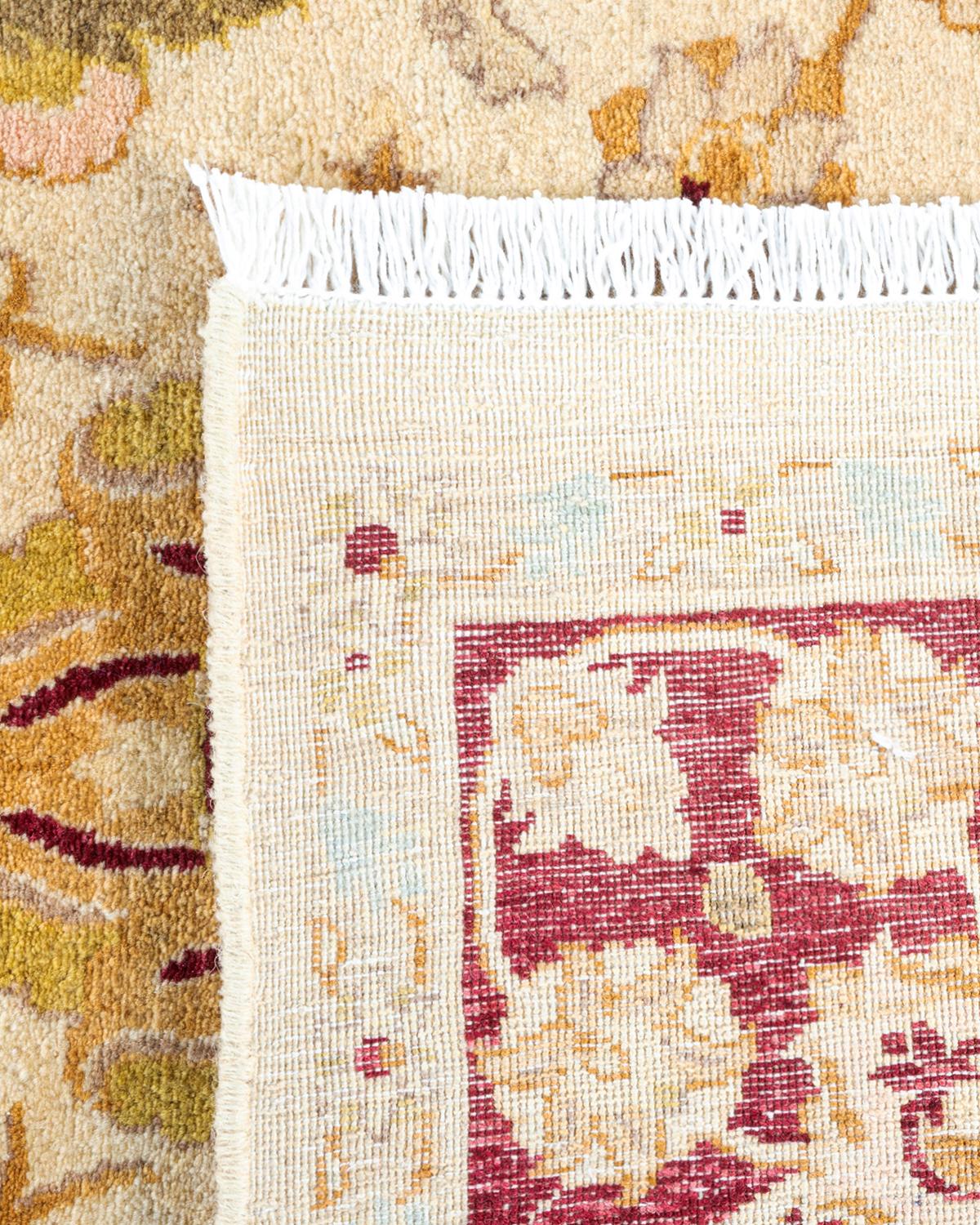 XXIe siècle et contemporain Tapis Mogul ivoire traditionnel à fleurs noué à la main One of Kind en vente