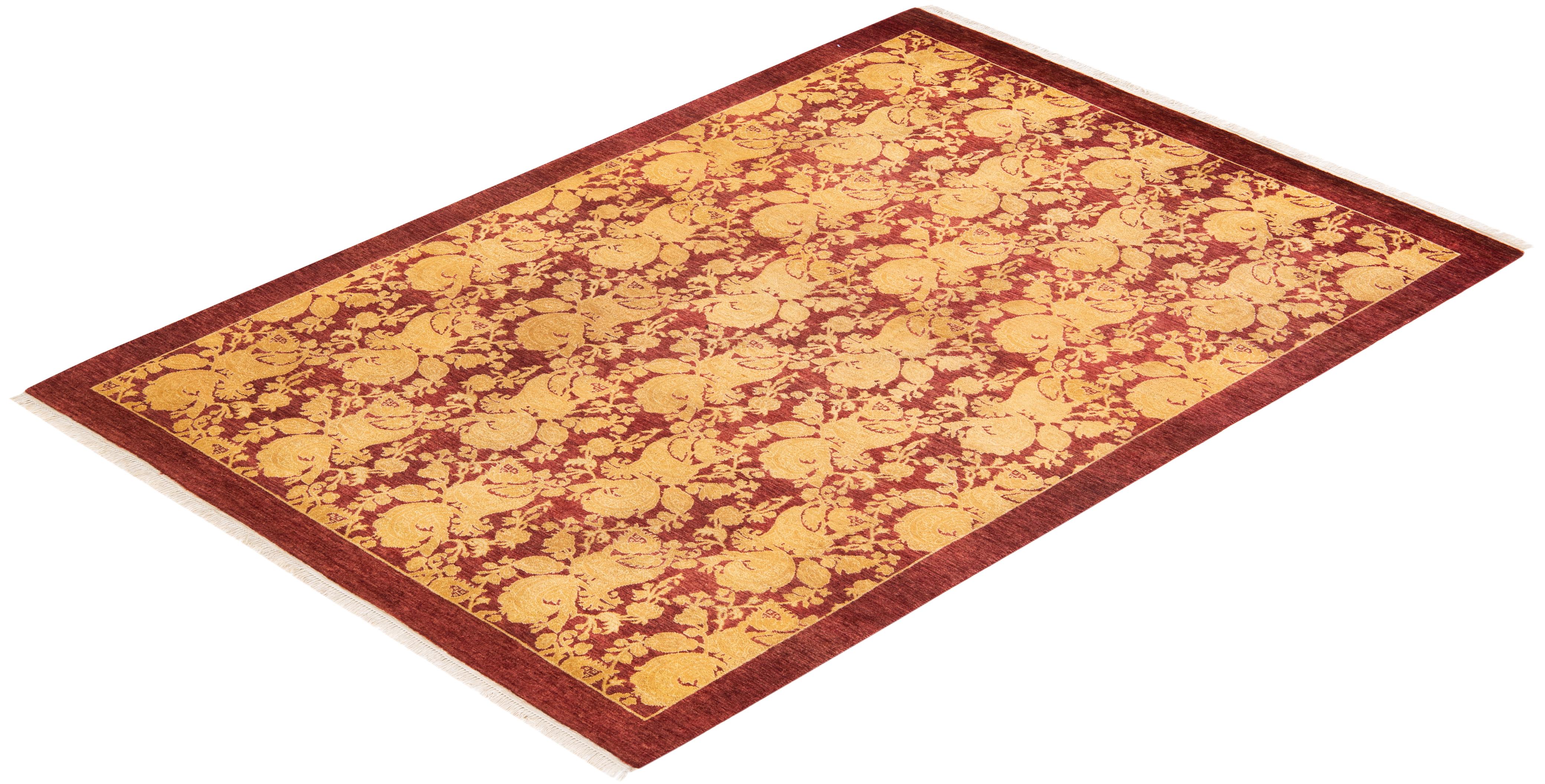 Tapis Mogul rouge traditionnel noué à la main à motifs floraux, unique en son genre en vente 2
