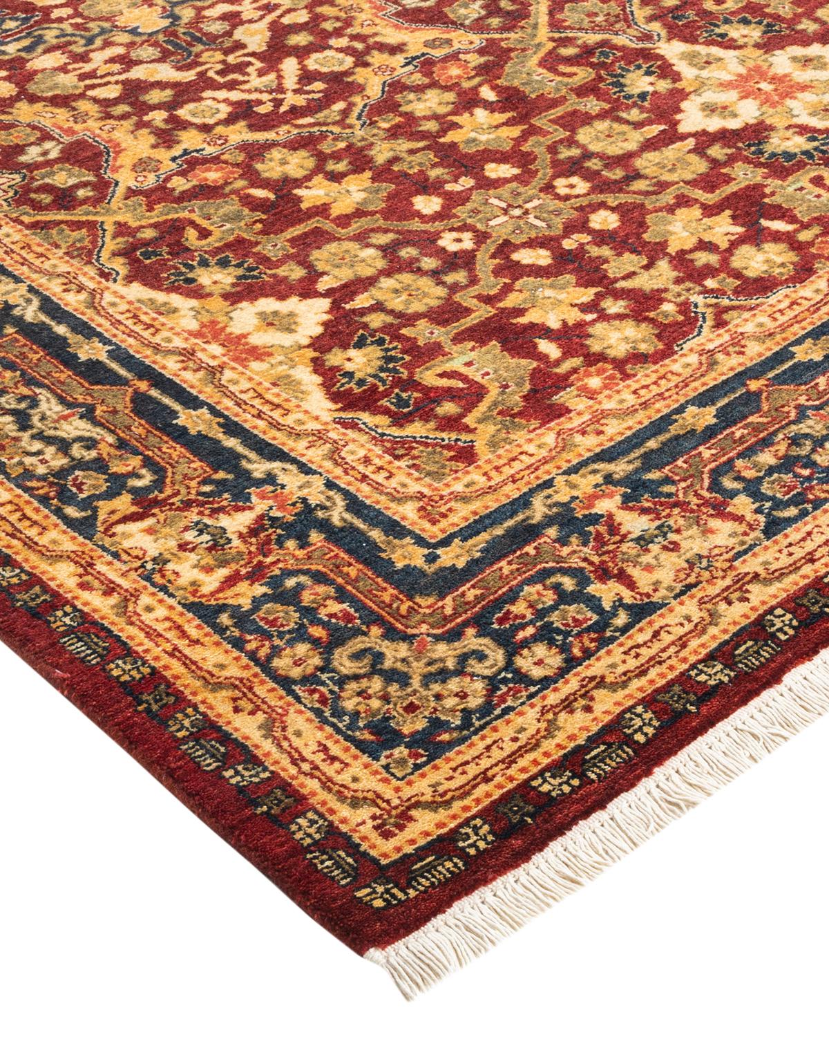 Avec leurs palettes discrètes et leurs motifs à l'envers, les tapis de la collection Mogul apporteront une sophistication intemporelle à n'importe quelle pièce. Influencés par un éventail de motifs turcs, indiens et persans, les artisans qui tissent