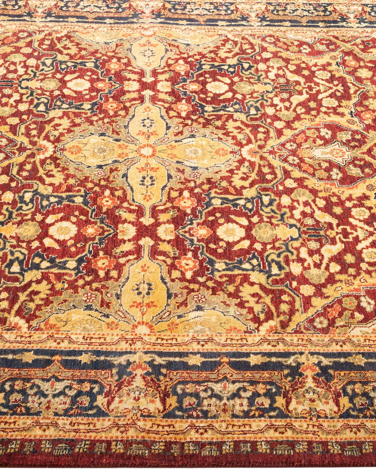 Tapis Mogul rouge traditionnel noué �à la main à motifs floraux, unique en son genre Neuf à Norwalk, CT