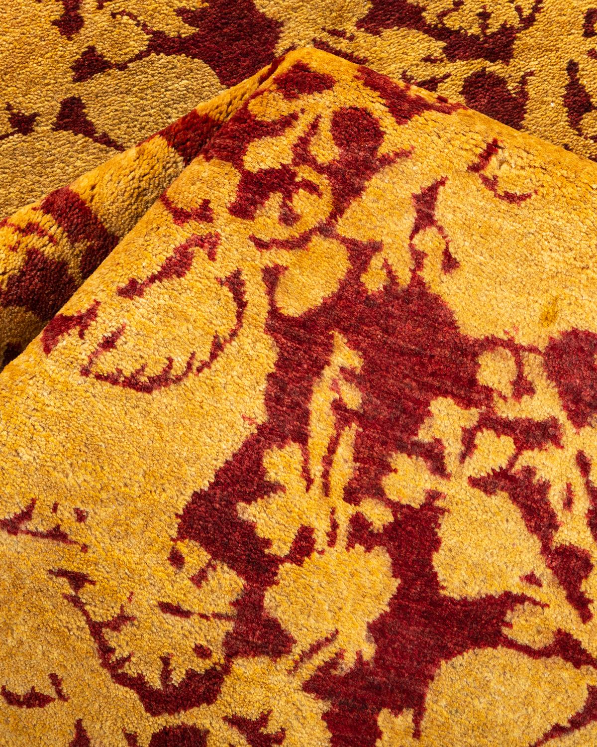 Tapis Mogul rouge traditionnel noué à la main à motifs floraux, unique en son genre 1