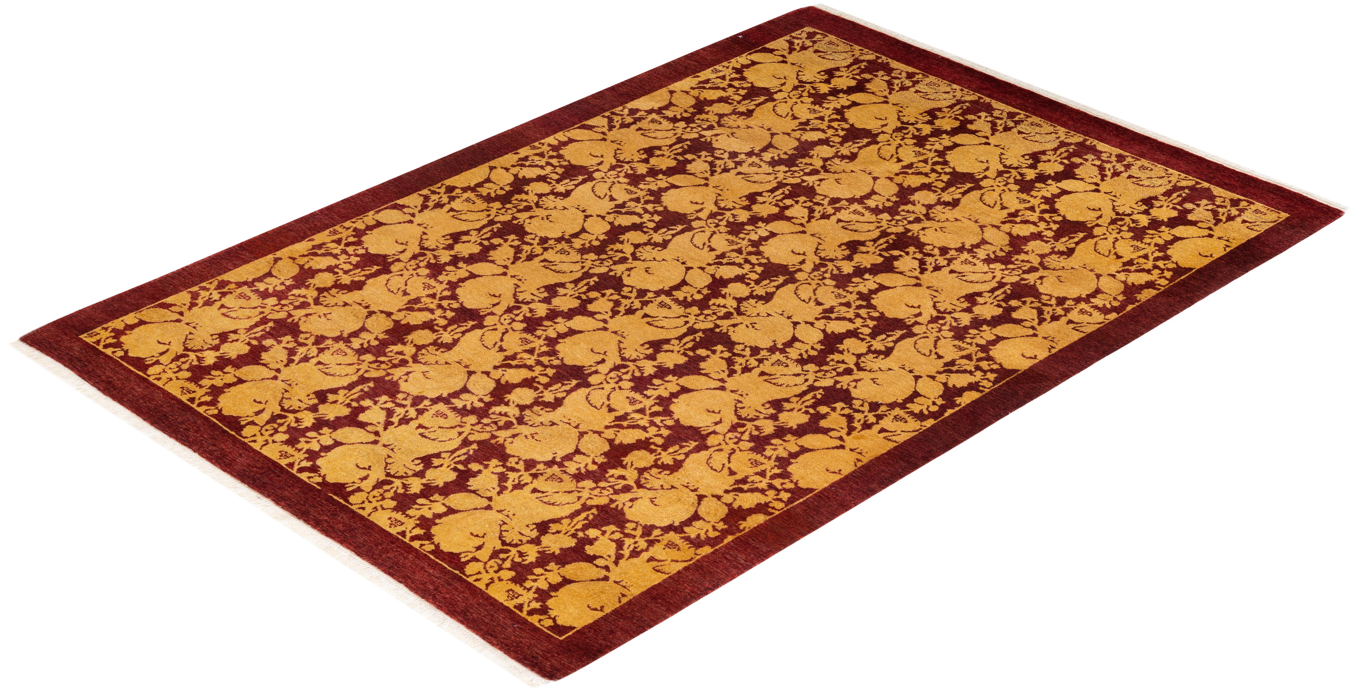 Tapis Mogul rouge traditionnel noué à la main à motifs floraux, unique en son genre 2
