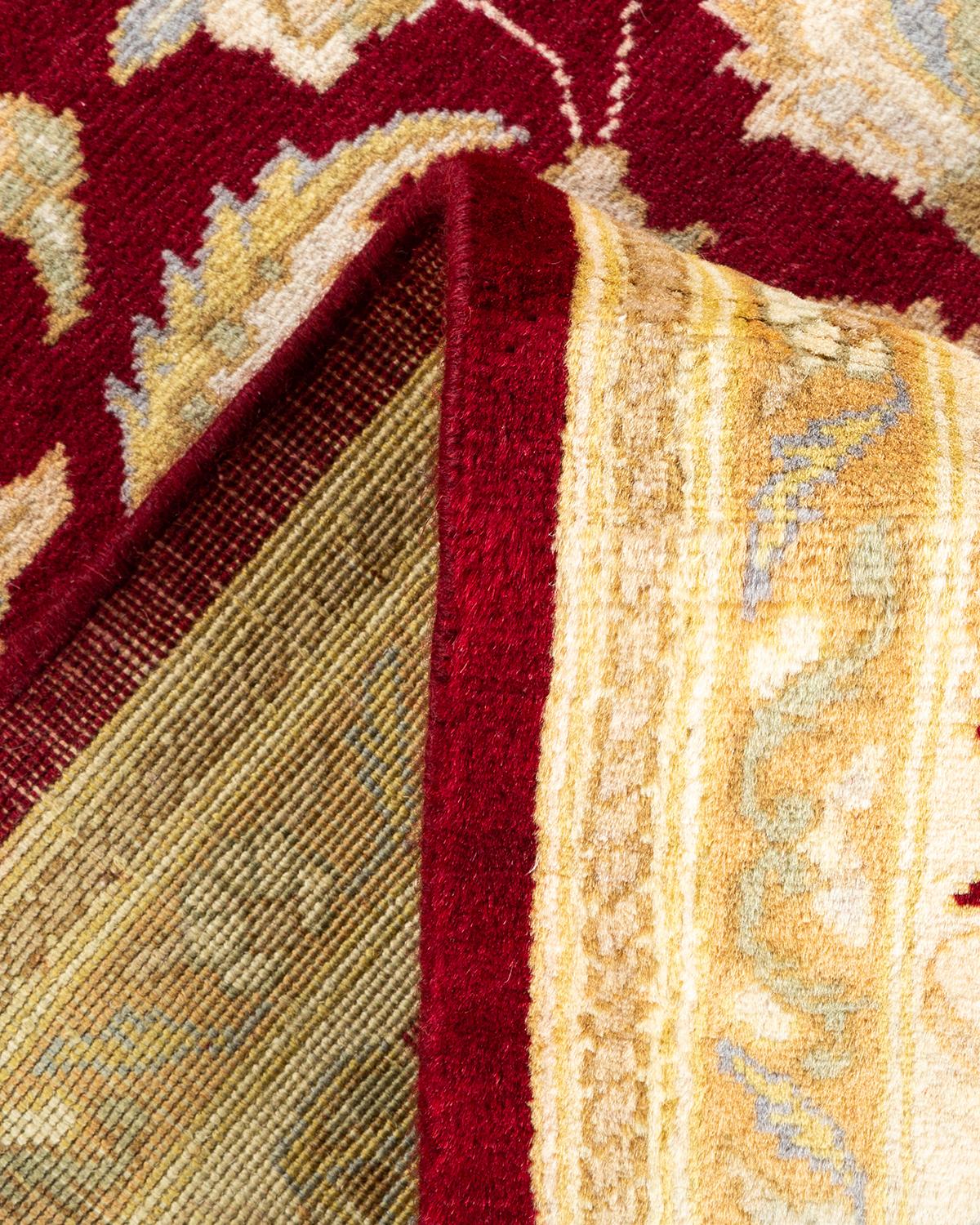 Handgeknüpfter, traditioneller, geblümter Mogul-Roter Teppich, Unikat (Wolle) im Angebot