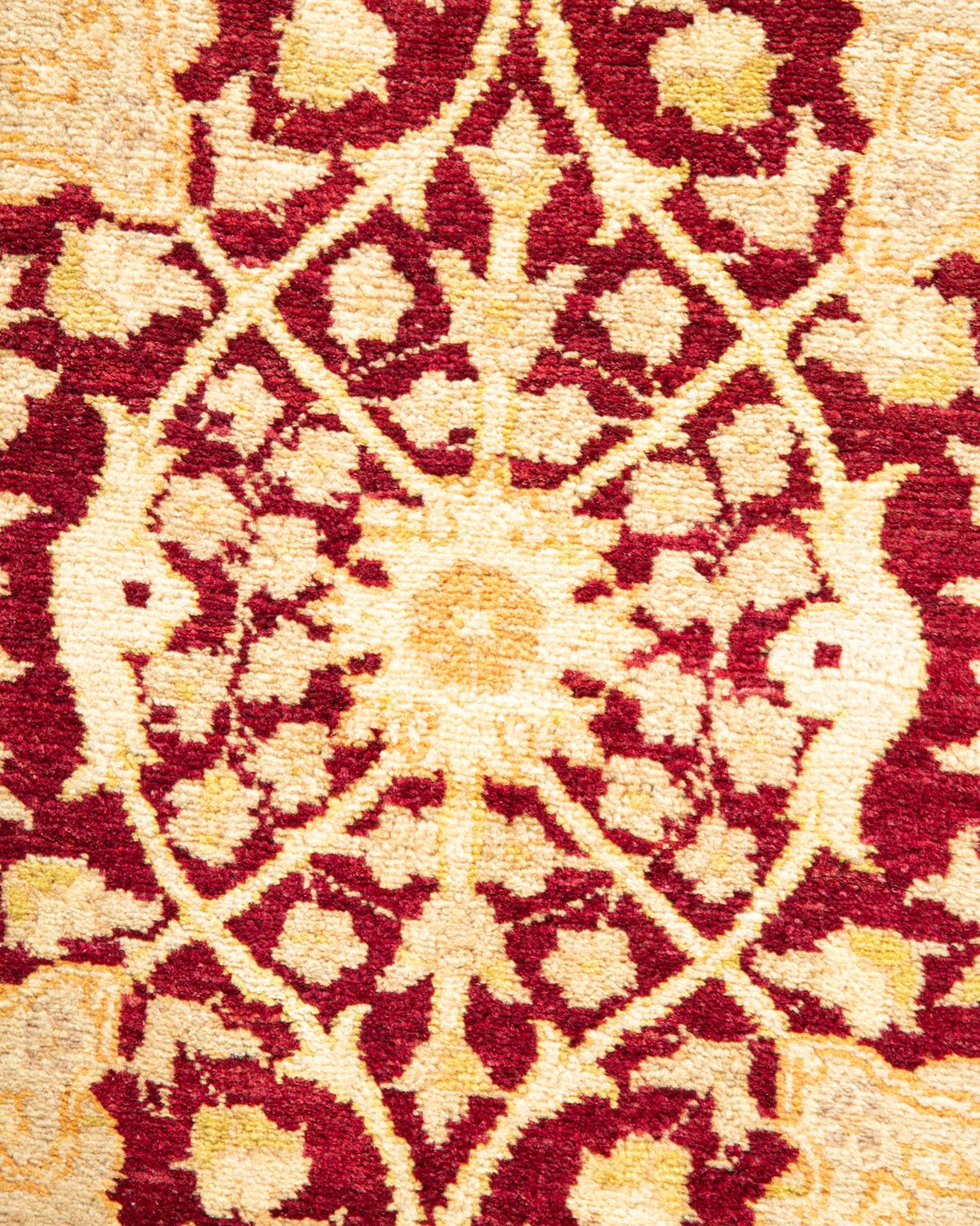 Alfombra única anudada a mano con motivos florales tradicionales Mogul roja Pakistaní en venta