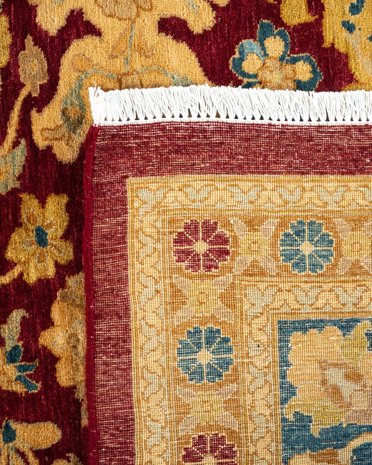 XXIe siècle et contemporain Tapis Mogul rouge traditionnel noué à la main à motifs floraux, unique en son genre