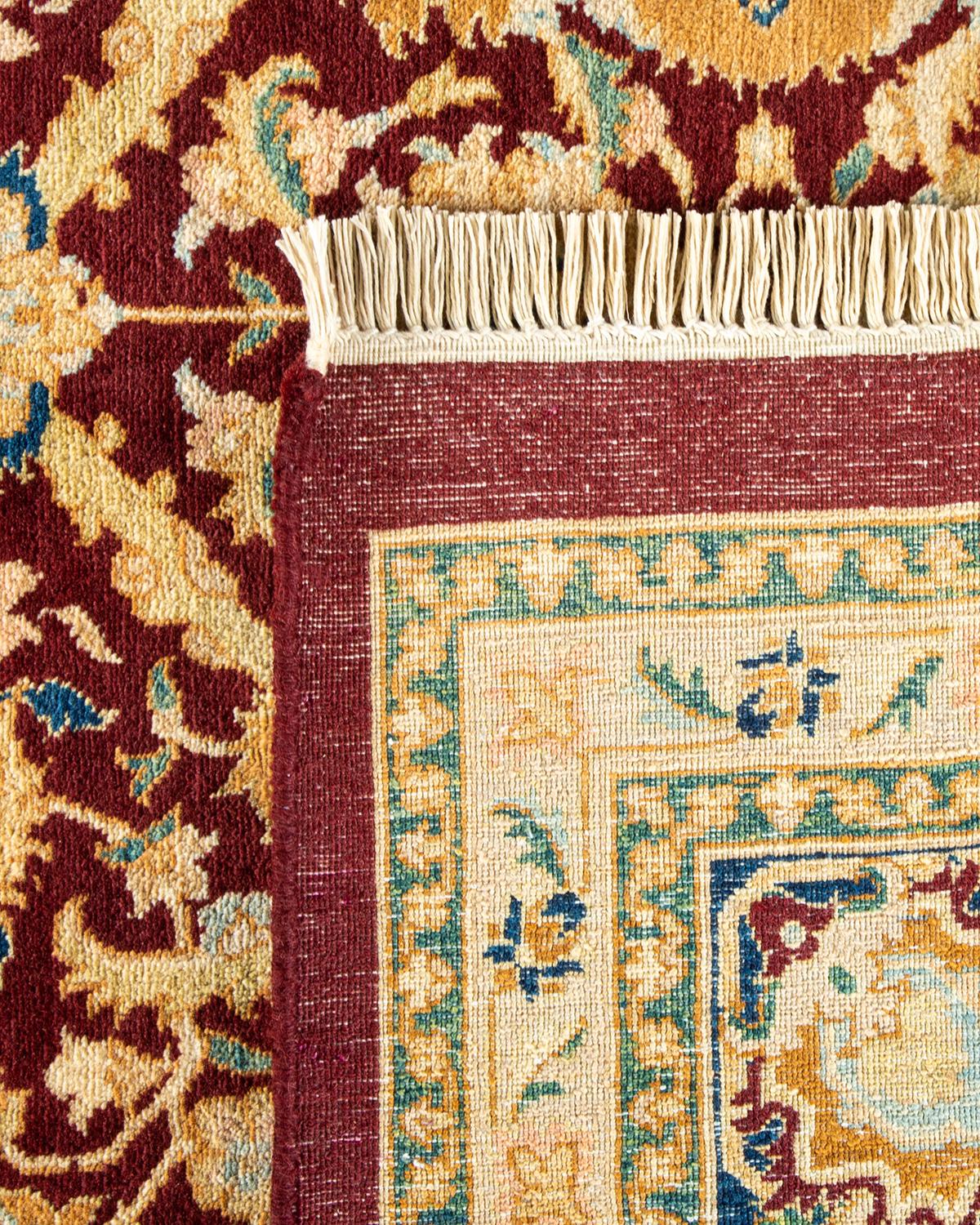 XXIe siècle et contemporain Tapis Mogul rouge traditionnel noué à la main à motifs floraux, unique en son genre  8' 1