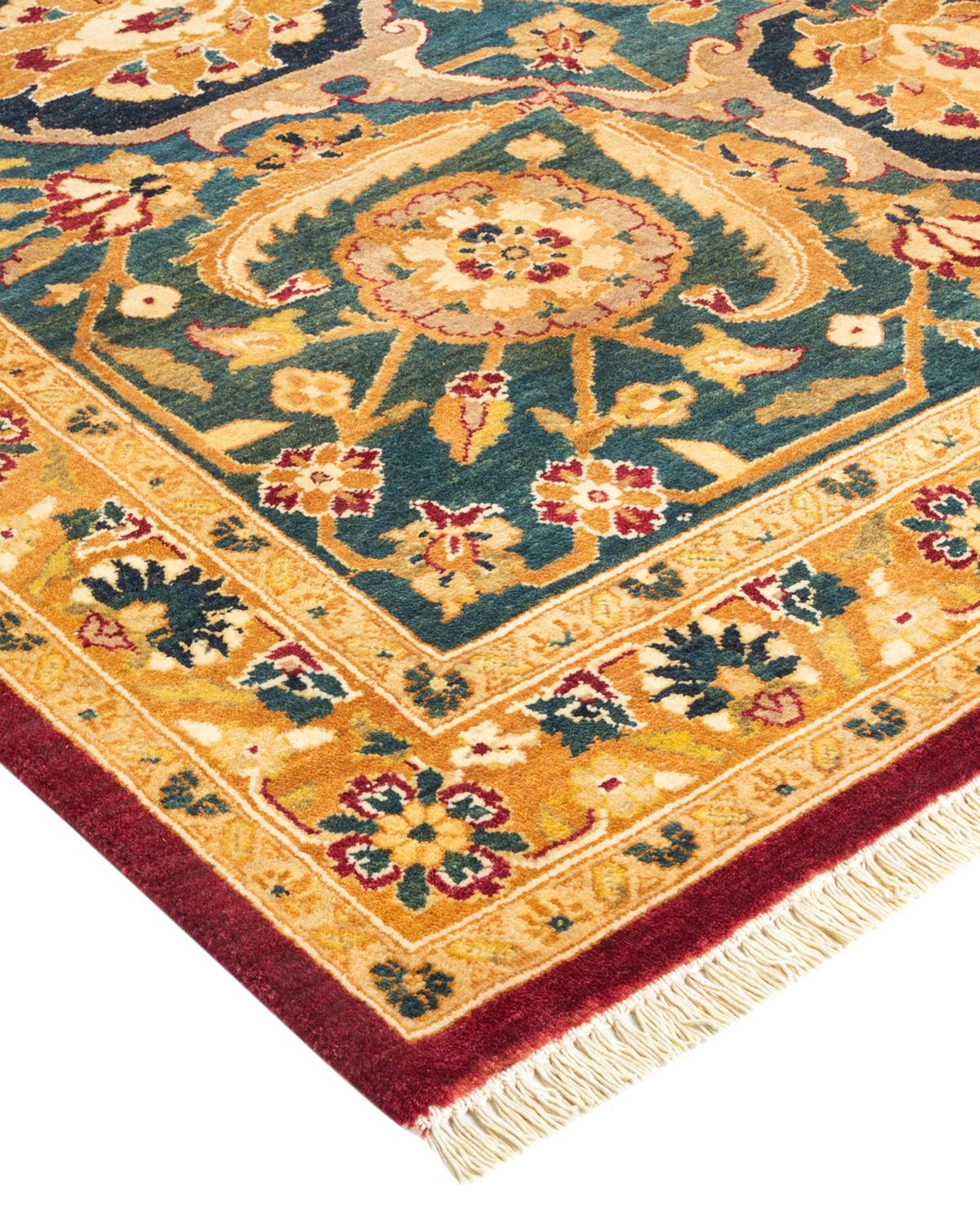 Die Teppiche der Mogul-Kollektion bringen mit ihren zurückhaltenden Farben und Allover-Mustern zeitlose Eleganz in jeden Raum. Beeinflusst von einem Spektrum türkischer, indischer und persischer Designs, lassen die Kunsthandwerker, die diese