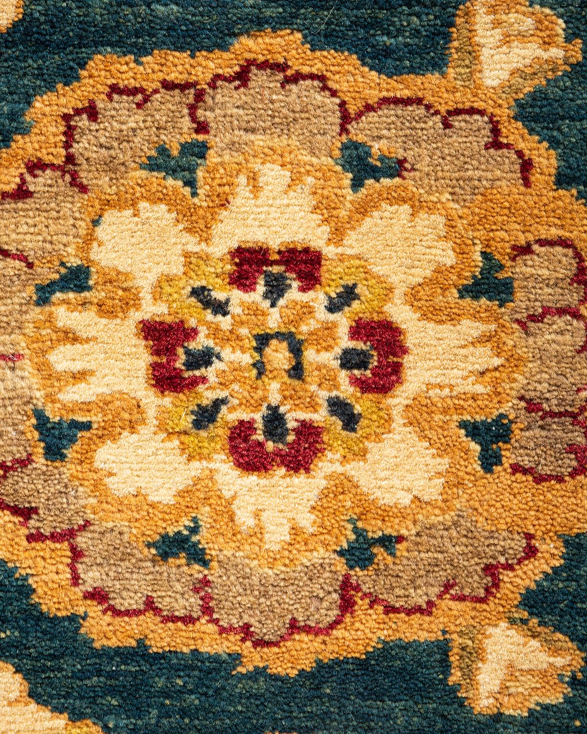 Handgeknüpfter, traditioneller, geblümter Mogul-Roter Teppich, Unikat im Zustand „Neu“ im Angebot in Norwalk, CT