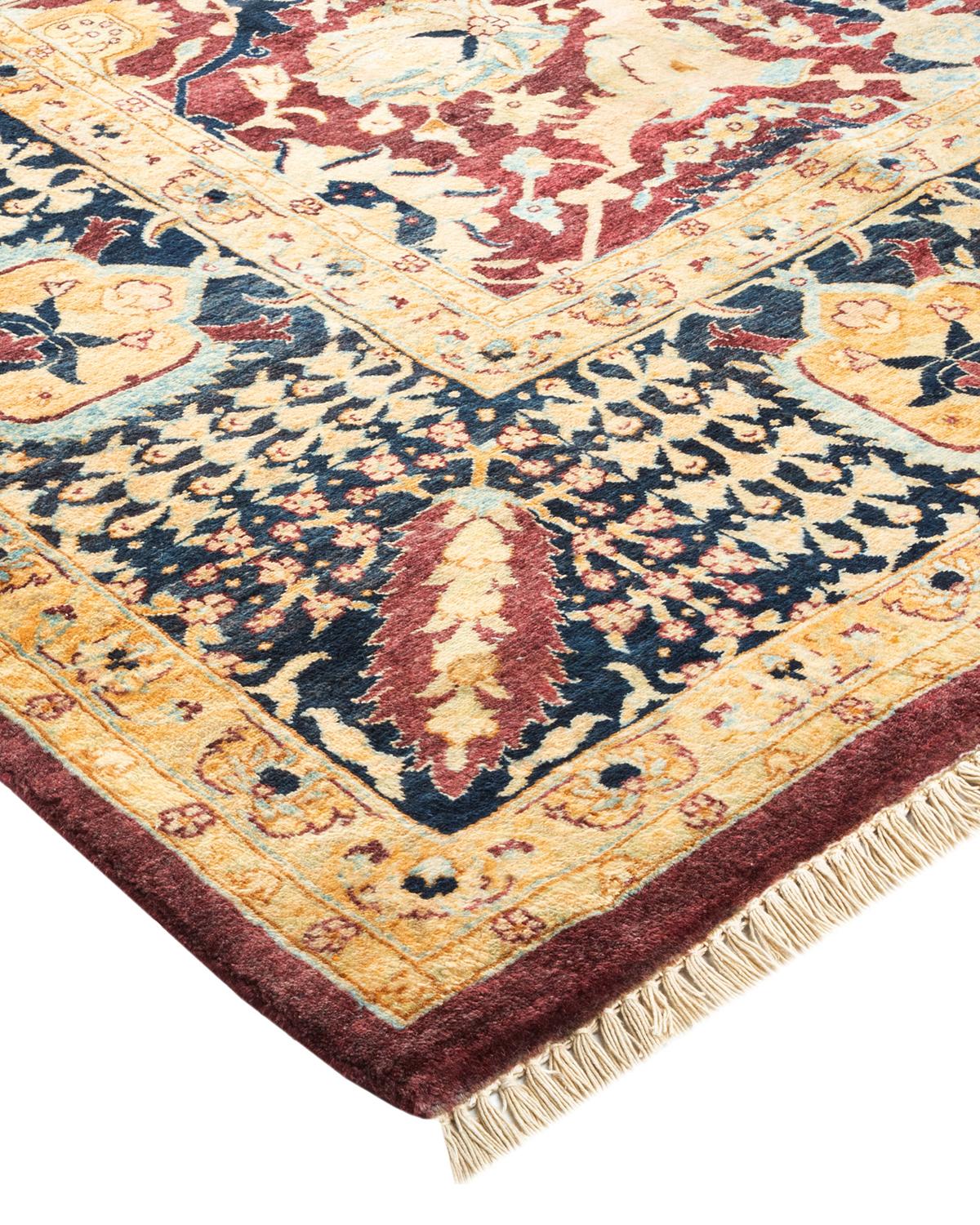 Die Teppiche der Mogul-Kollektion bringen mit ihren zurückhaltenden Farben und Allover-Mustern zeitlose Eleganz in jeden Raum. Beeinflusst von einem Spektrum türkischer, indischer und persischer Designs, lassen die Kunsthandwerker, die diese