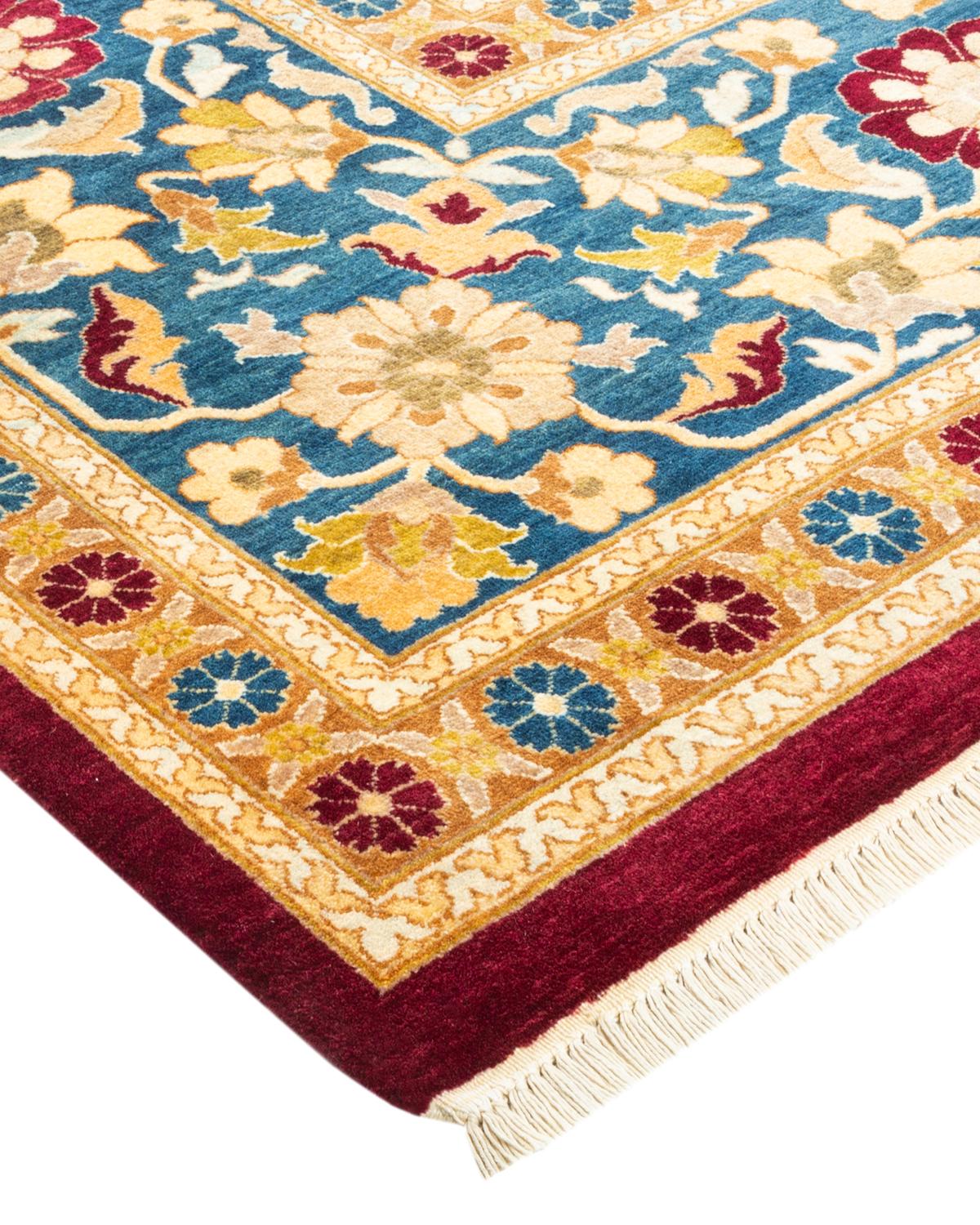 Las alfombras de la colección Mogul, con sus colores discretos y sus diseños en toda la superficie, aportarán una sofisticación atemporal a cualquier habitación. Influenciadas por un espectro de diseños turcos, indios y persas, los artesanos que