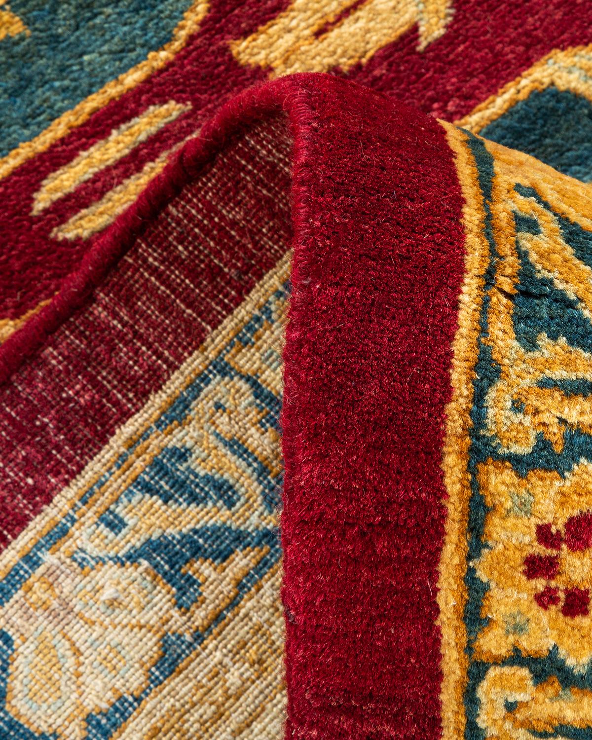 Laine Tapis Mogul rouge traditionnel noué à la main à motifs floraux, unique en son genre en vente