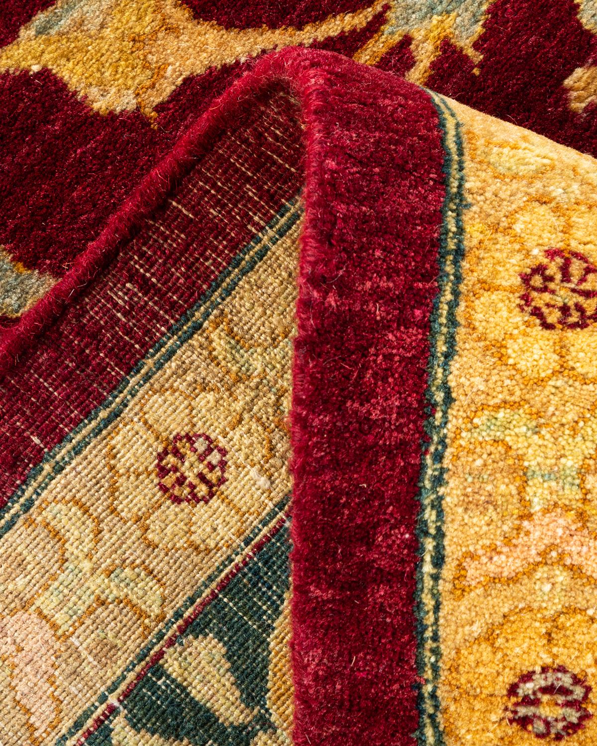 Handgeknüpfter, traditioneller, geblümter Mogul-Roter Teppich, Unikat (Wolle) im Angebot