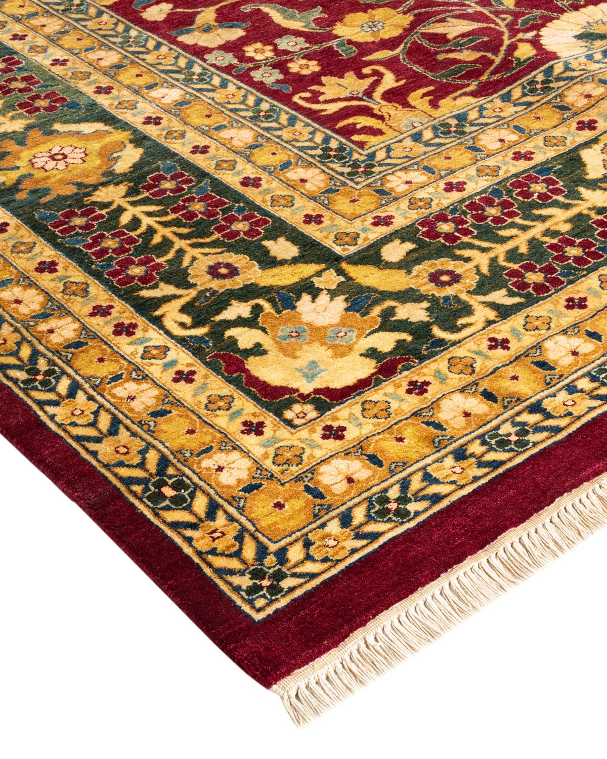Avec leurs palettes discrètes et leurs motifs à l'envers, les tapis de la collection Mogul apporteront une sophistication intemporelle à n'importe quelle pièce. Influencés par un éventail de motifs turcs, indiens et persans, les artisans qui tissent