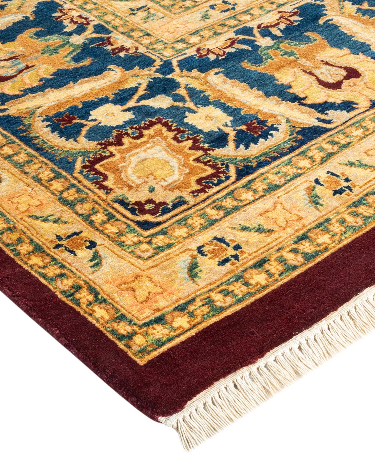 Die Teppiche der Mogul-Kollektion bringen mit ihren zurückhaltenden Farben und Allover-Mustern zeitlose Eleganz in jeden Raum. Beeinflusst von einem Spektrum türkischer, indischer und persischer Designs, lassen die Kunsthandwerker, die diese