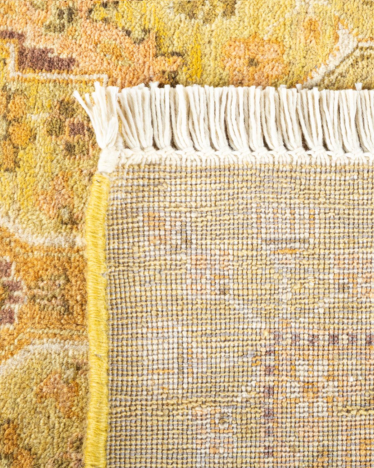 XXIe siècle et contemporain Tapis traditionnel vert moghol noué à la main, unique en son genre en vente