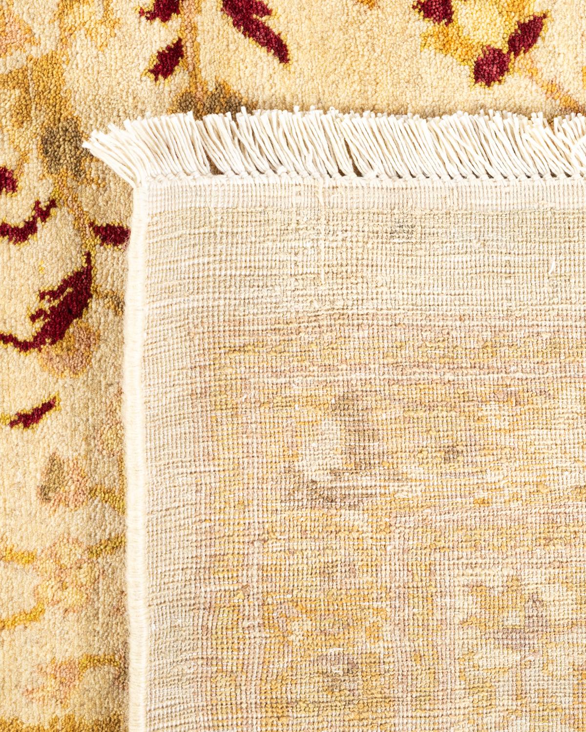 Handgeknüpfter, traditioneller, elfenbeinfarbener Mogul-Teppich, Unikat (21. Jahrhundert und zeitgenössisch) im Angebot