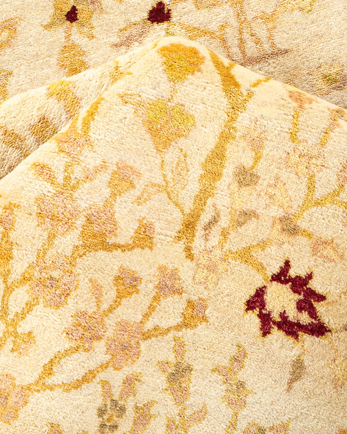 Handgeknüpfter, traditioneller, elfenbeinfarbener Mogul-Teppich, Unikat im Angebot 1