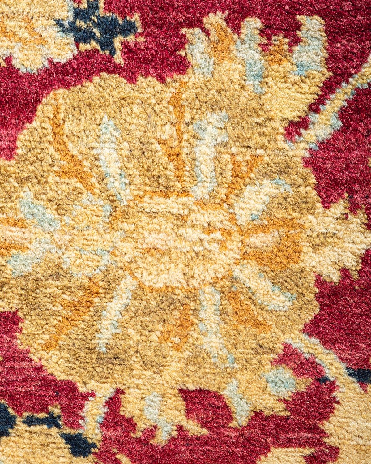 Einzigartiger handgeknüpfter traditioneller roter Mogul-Teppich (Pakistanisch) im Angebot