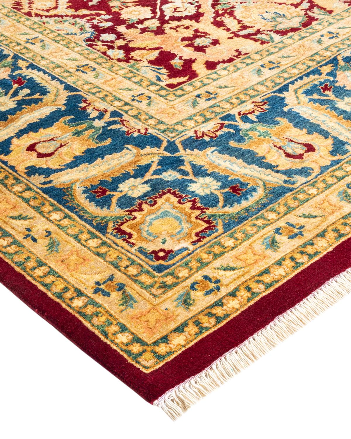 Las alfombras de la colección Mogul, con sus colores discretos y sus diseños en toda la superficie, aportarán una sofisticación atemporal a cualquier habitación. Influenciadas por un espectro de diseños turcos, indios y persas, los artesanos que
