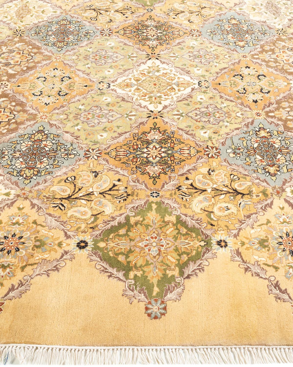 Tapis traditionnel Mogul jaune noué à la main, unique en son genre Neuf - En vente à Norwalk, CT