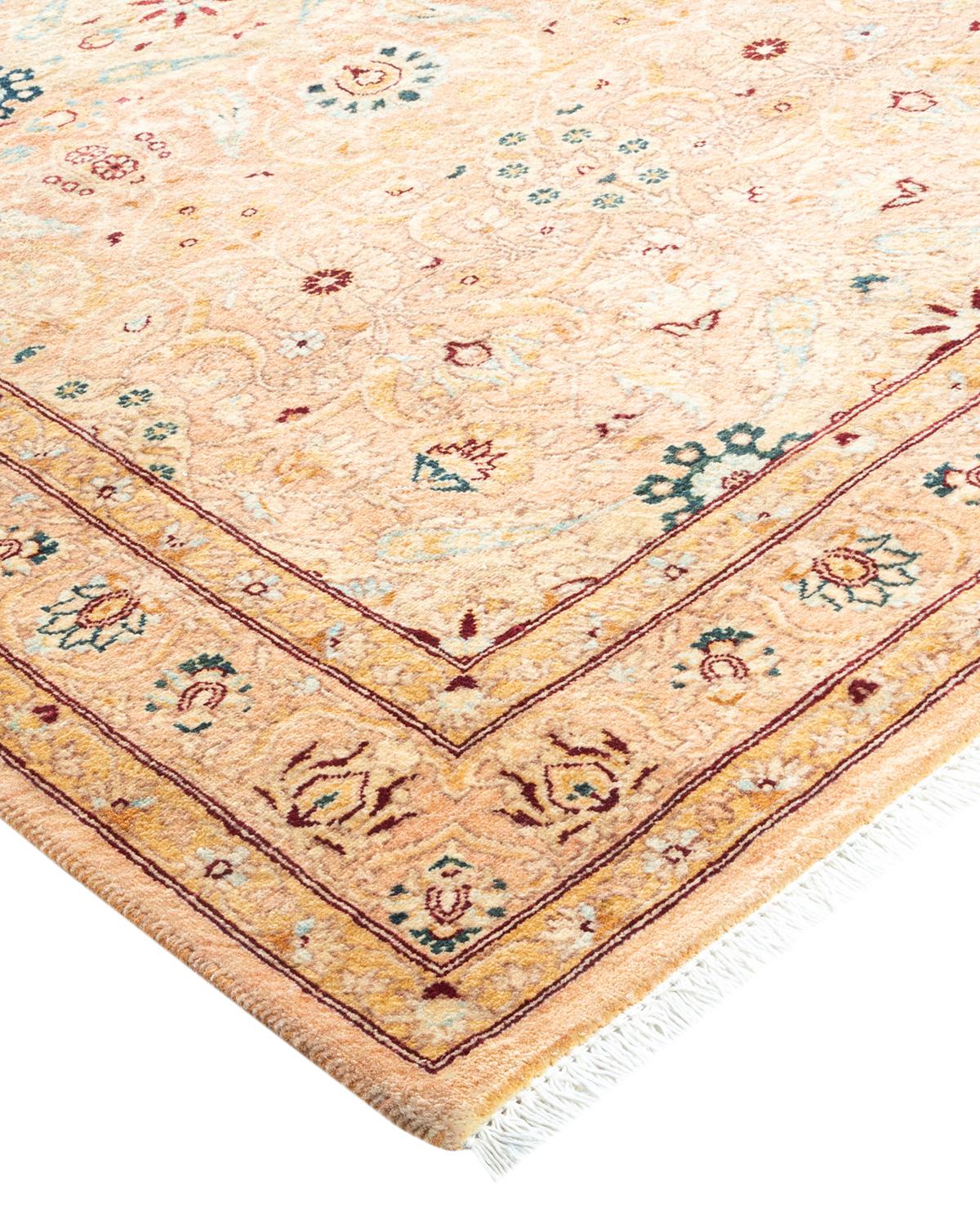 Avec leurs palettes discrètes et leurs motifs en relief, les tapis de la collection Mogul apporteront une sophistication intemporelle à toutes les pièces. Influencés par un éventail de motifs turcs, indiens et persans, les artisans qui tissent à la