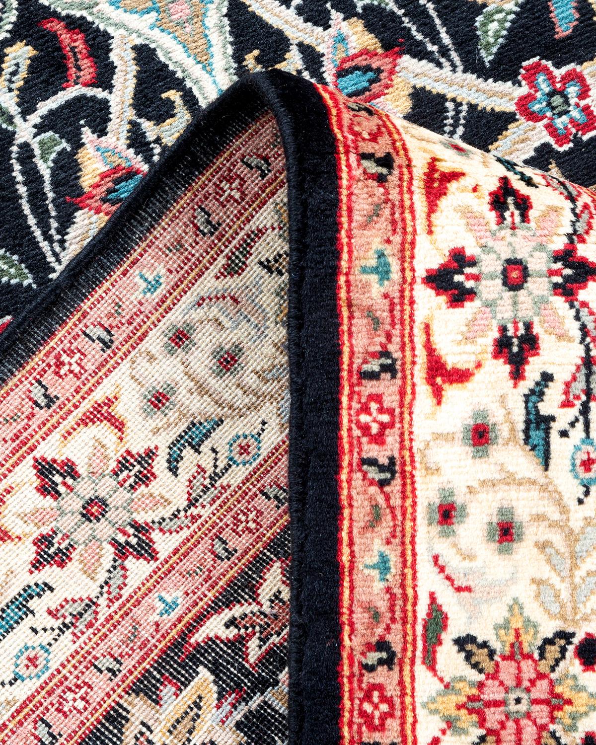 Einzigartiger handgeknpfter traditioneller orientalischer Mogul-Lufer in Schwarz (Wolle) im Angebot