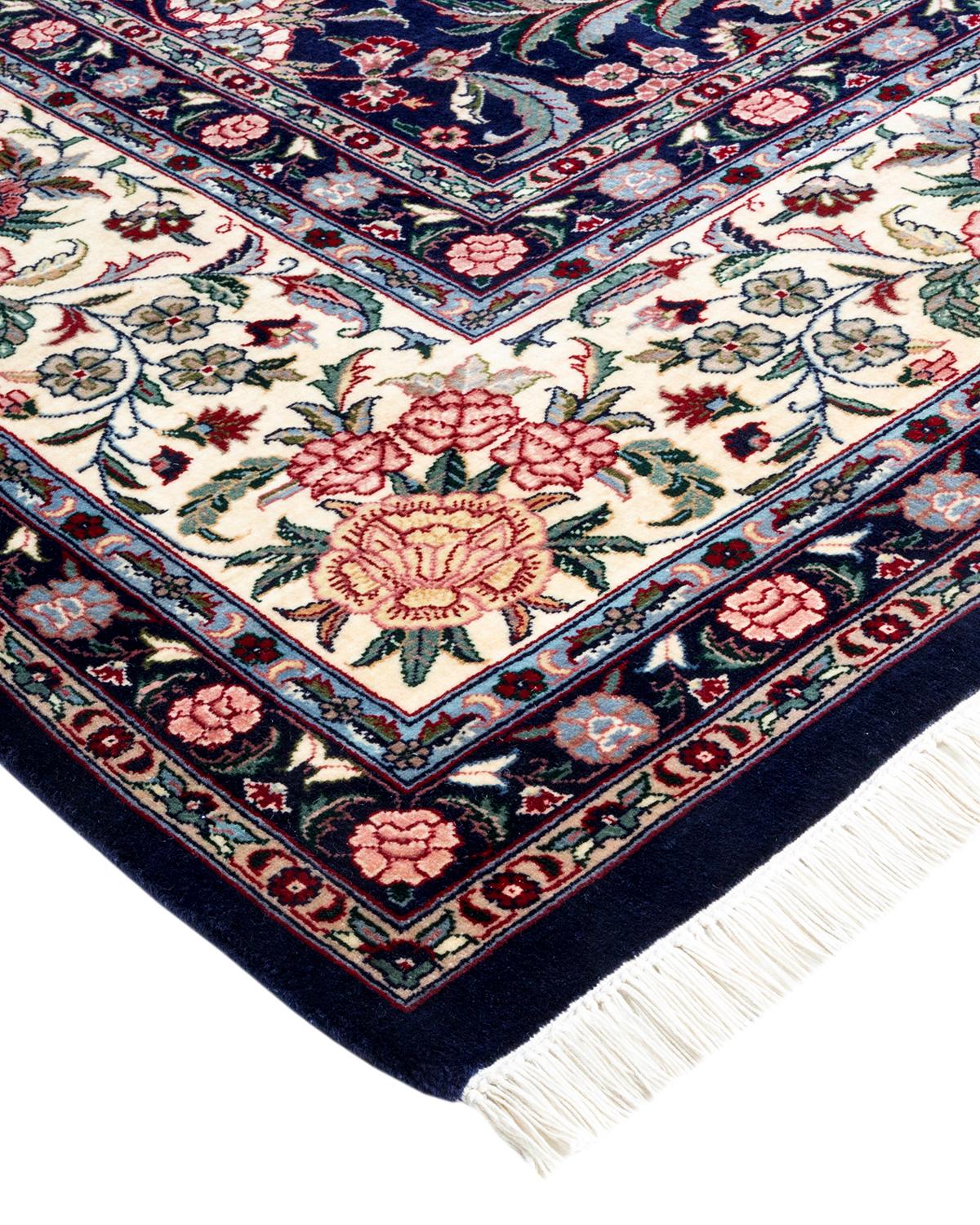 Die Teppiche der Mogul Collection bringen mit ihren dezenten Farben und Allover-Mustern zeitlose Raffinesse in jeden Raum. Beeinflusst von einem Spektrum türkischer, indischer und persischer Designs, lassen die Kunsthandwerker, die diese