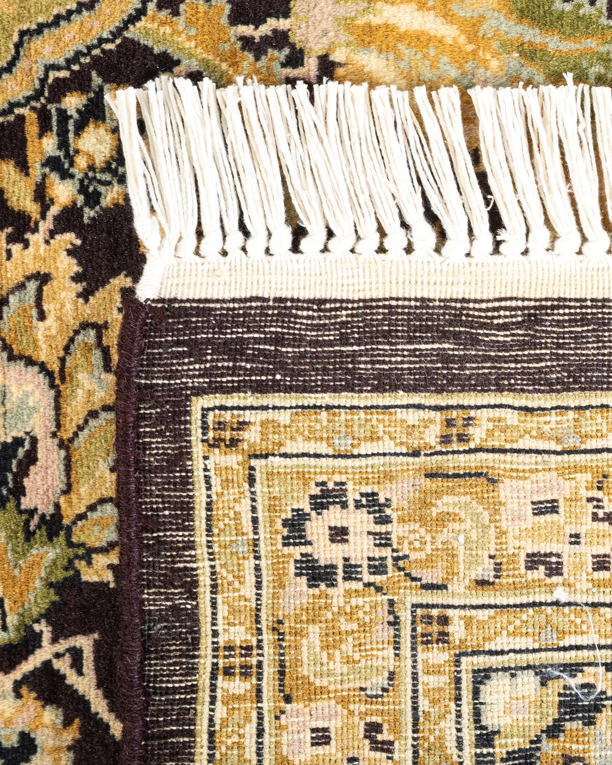 Handgeknüpfter, traditioneller, orientalischer Mogul-Teppich in Braun, Unikat (21. Jahrhundert und zeitgenössisch) im Angebot