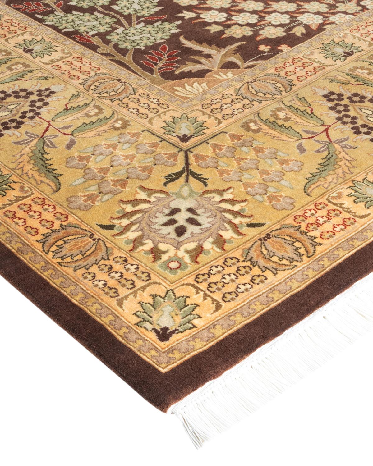 Las alfombras de la colección Mogul, con sus colores discretos y sus diseños en toda la superficie, aportarán una sofisticación atemporal a cualquier habitación. Influenciadas por un espectro de diseños turcos, indios y persas, los artesanos que