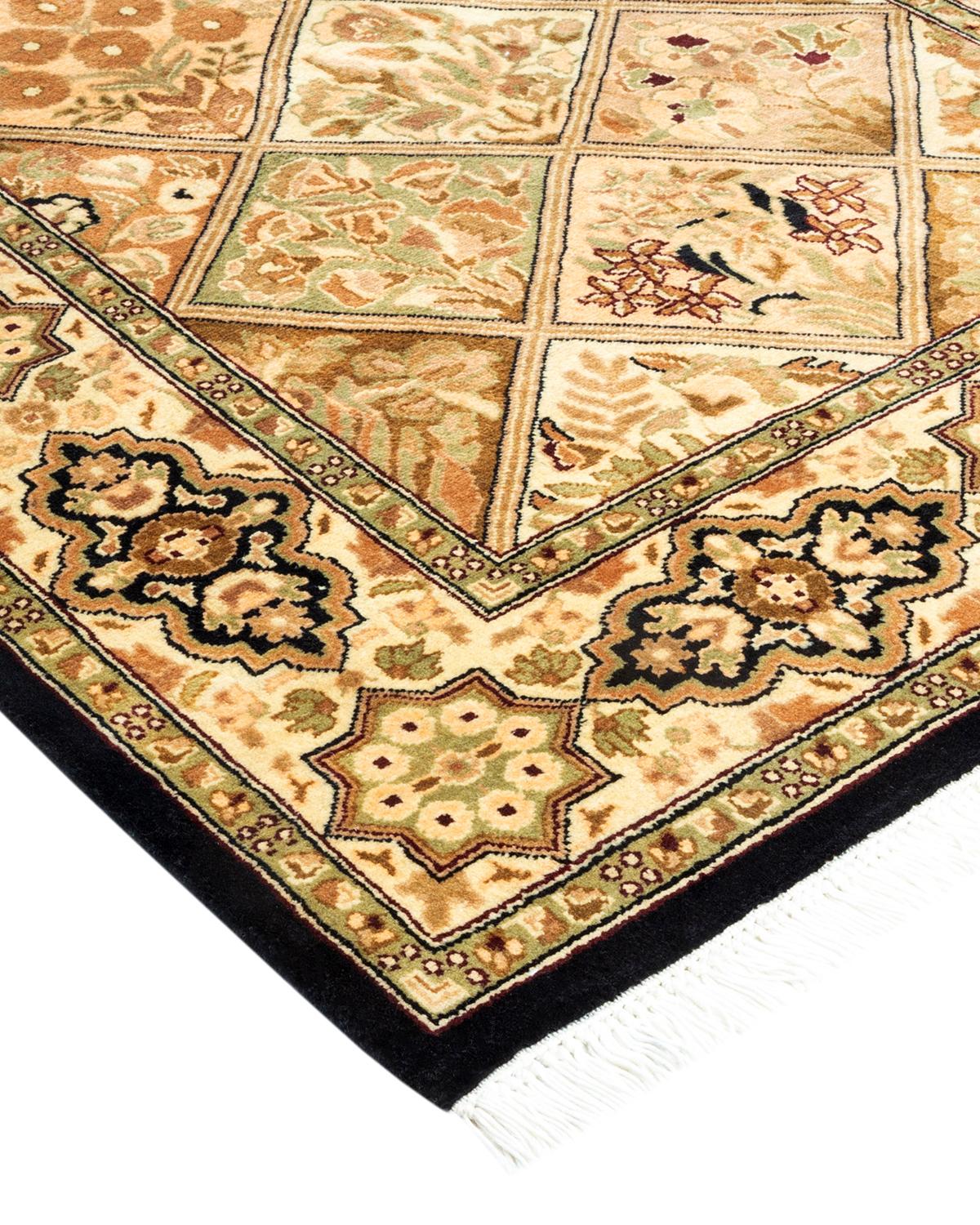 Con palette sobrie e disegni allover, i tappeti della Collezione Mogul doneranno una raffinatezza senza tempo a qualsiasi stanza. Influenzati da uno spettro di disegni turchi, indiani e persiani, gli artigiani che tessono a mano questi tappeti di