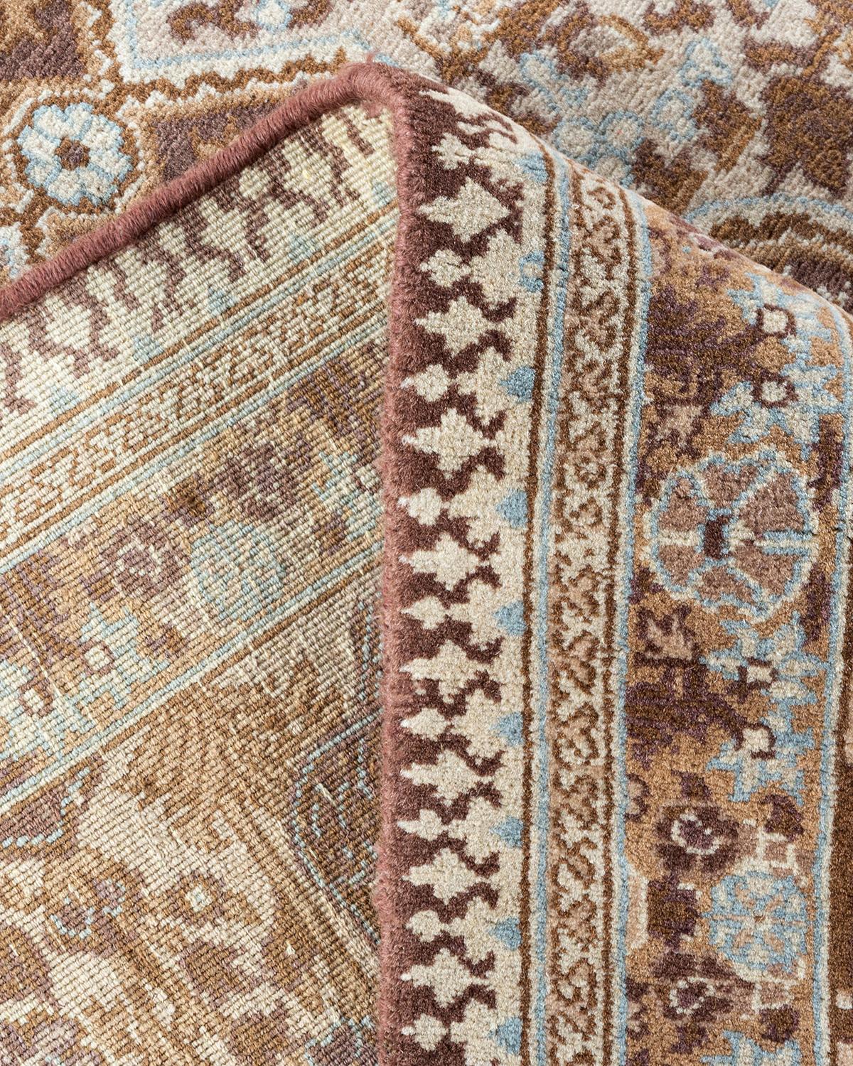 Einzigartiger handgeknüpfter traditioneller orientalischer Mogul-Teppich in Braun (21. Jahrhundert und zeitgenössisch) im Angebot