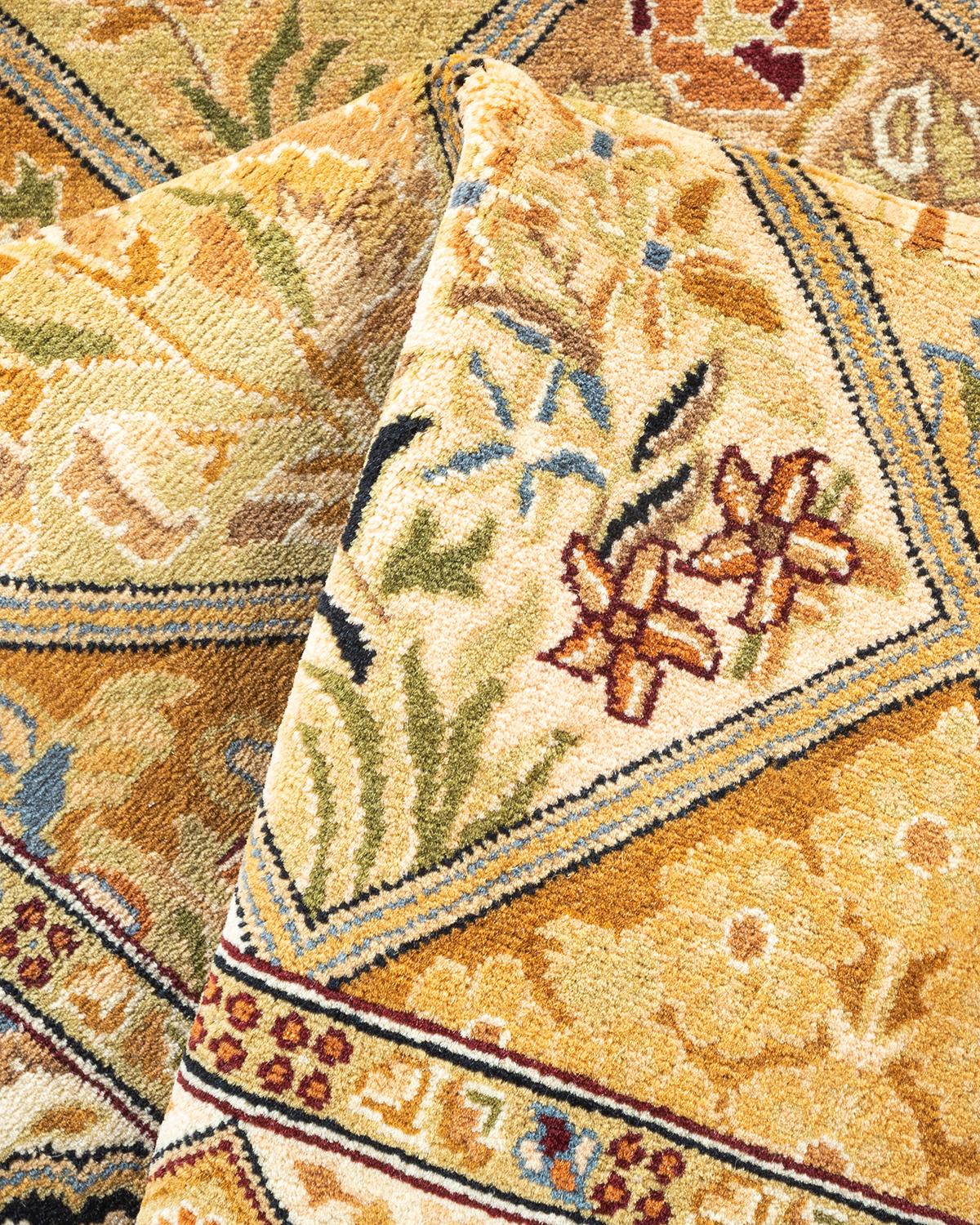 Einzigartiger handgeknpfter traditioneller Orientalischer Mogul-Teppich in Braun im Angebot 1